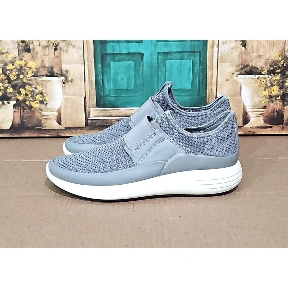 Ecco Soft 7 Runner Women's Slip On Sneaker Night Sky Size US 6  EU Size 37